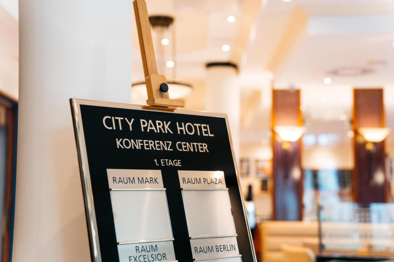 City Park Hotel Frankfurt  Exteriör bild