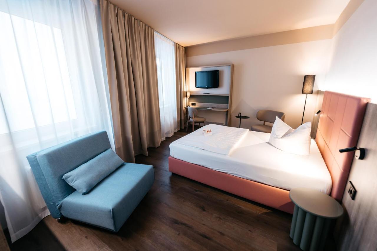 City Park Hotel Frankfurt  Exteriör bild