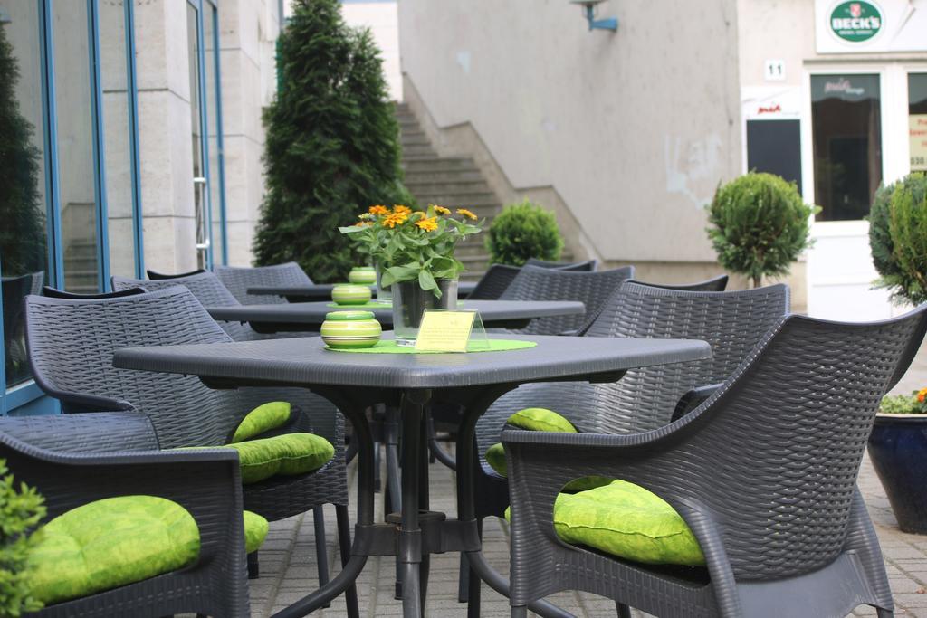 City Park Hotel Frankfurt  Exteriör bild