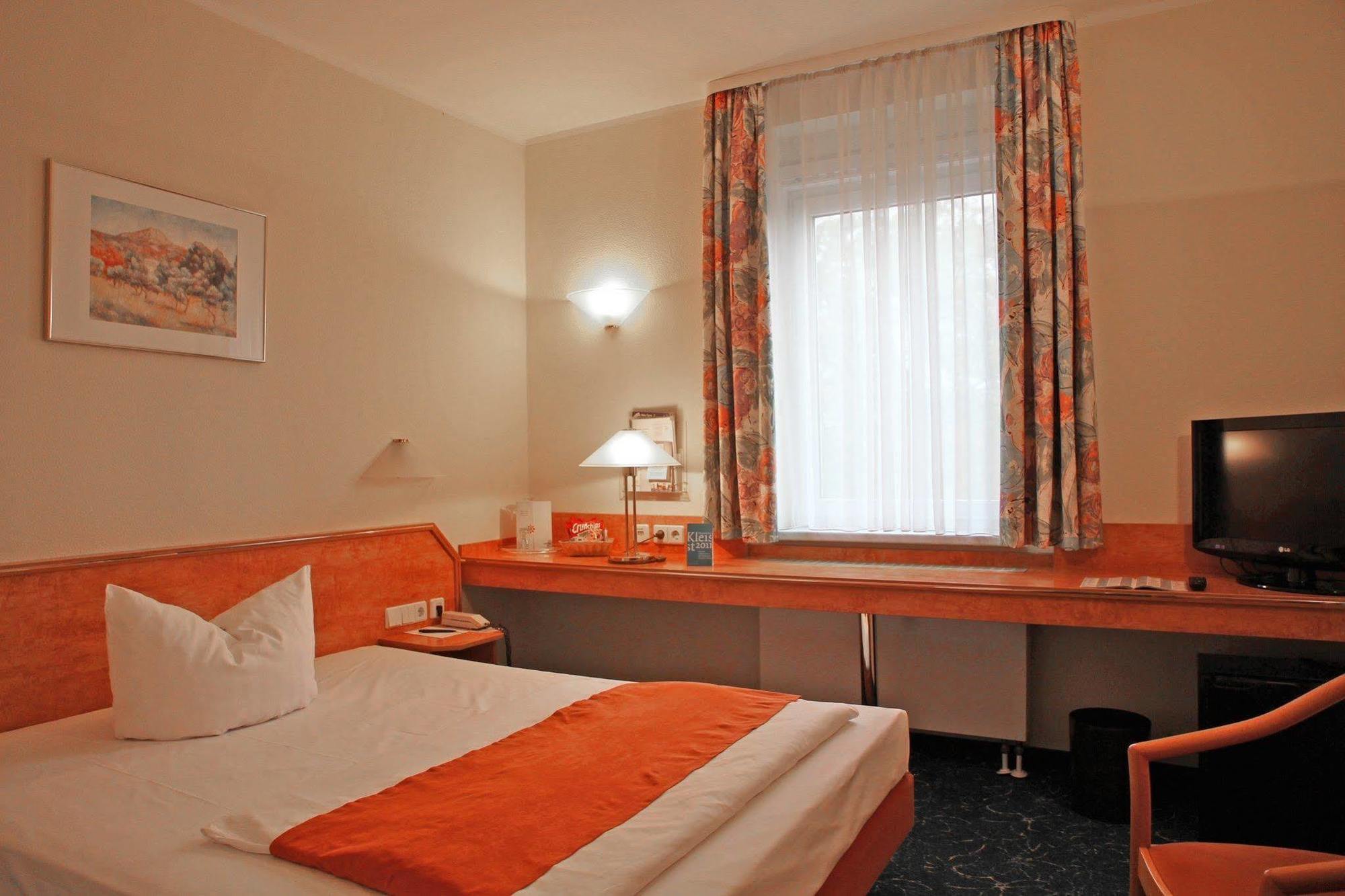 City Park Hotel Frankfurt  Exteriör bild
